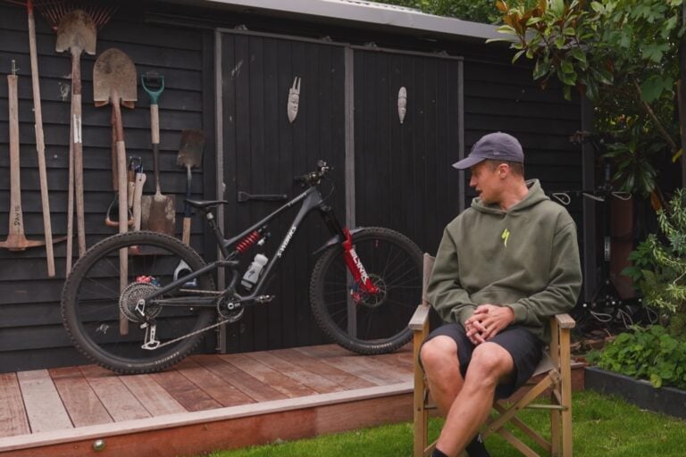 Specialized Stumpjumper 15 i checken: Charlie Murray præsenterer sin racercykel