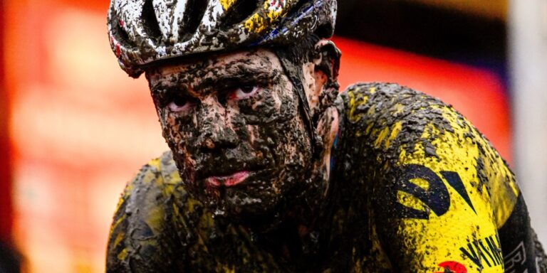 Wout van Aert forstår kravet om at deltage i Cyclo-Cross World Championships 2025, men det gør han heller ikke
