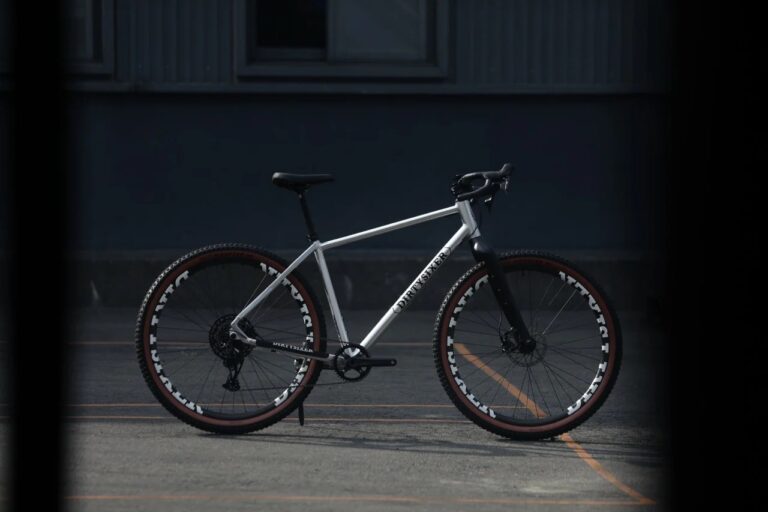 DirtySixer Gravel Bike på 32 tommer: Farvel, Niogtyve?