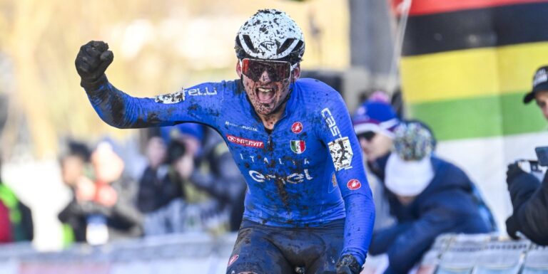 Verdensmesterskab Cyclocross 2025: Mattia Agostinacchio erobrer verdens titel efter skør racing på juniorer