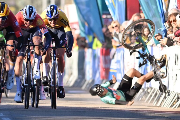 Beskadiget kant forårsagede Kern Pharma Rider's Freak Tire Blowout, siger hold