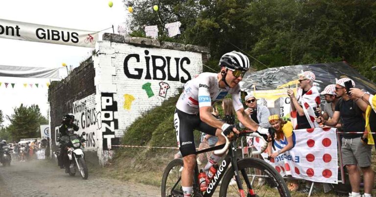 Paris-Roubaix: Tadej Pogačar fremkaldte rygter om deltagelse