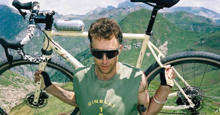 Cinelli x Oakley: Begrænsede retro cykelbriller
