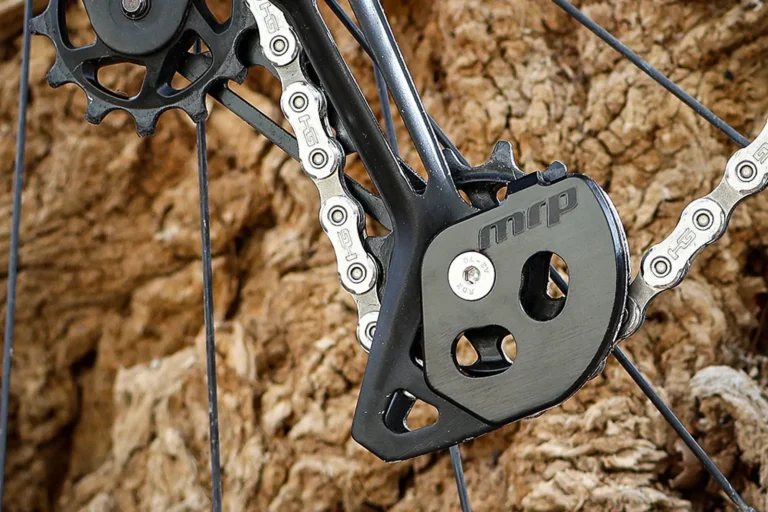 En lille $ 30, 8G MRP Cage Guard kan også beskytte din Shimano XTR & XT Derailleurs!