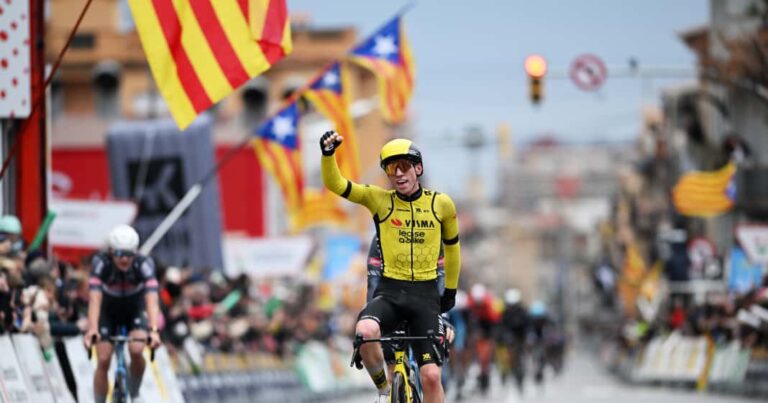 Catalonia Tour: Brennan Fools Alpecin og vinder tung start på kysten