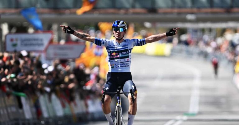 Catalonia Tour 2025: Roglic vinder som solist i Barcelona og fejrer den samlede sejr