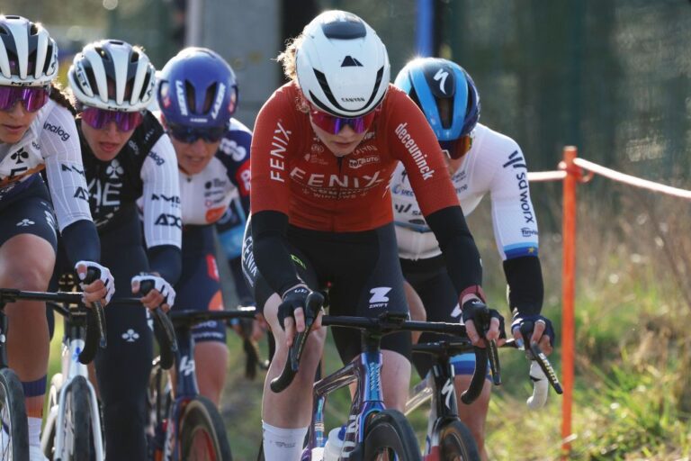 'Jeg har taget et andet skridt' – Puck Pieterse en af Demi Vollerings største rivaler på Strade Bianche