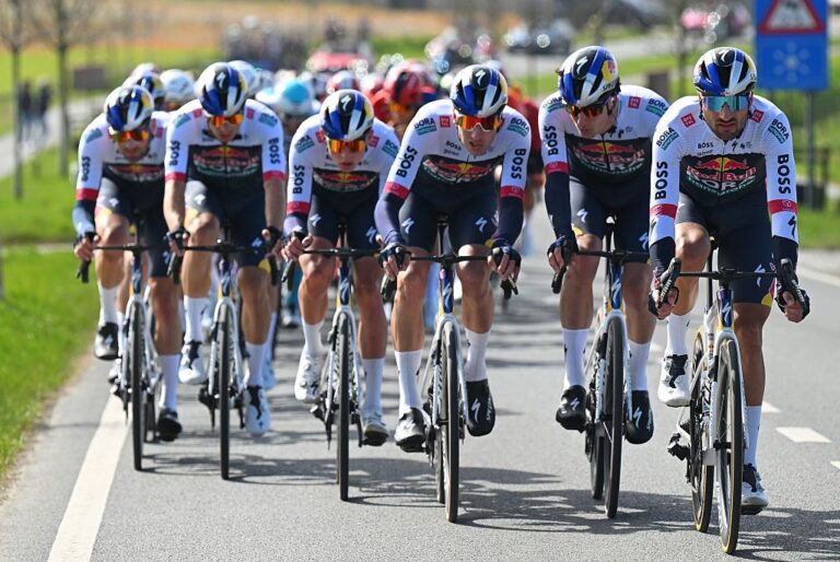 UCI udsteder en rekord otte gule kort som Jordi Meeus og Lily Williams Lead Weekend's racing forseelser