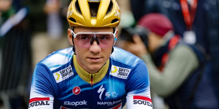 Remco Evenepoel føler, at han bliver bedre og bedre: “Jeg forventer ikke nødvendigvis en direkte duel med Tadej Pogacar”