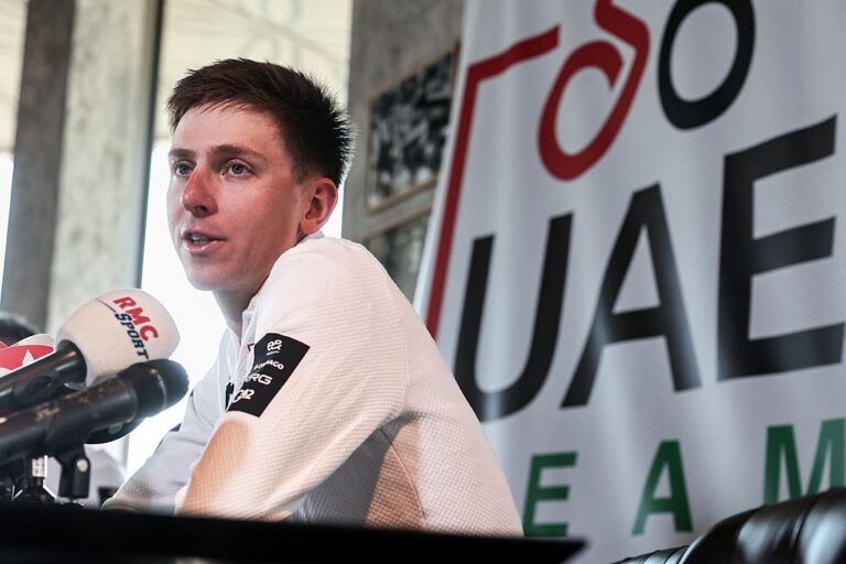 'Mathieu vil være meget svært at slå' – Tadej Pogačar Størrelser op hovedrivalen van der Poel forud for monument -rematch i Tour of Flanders