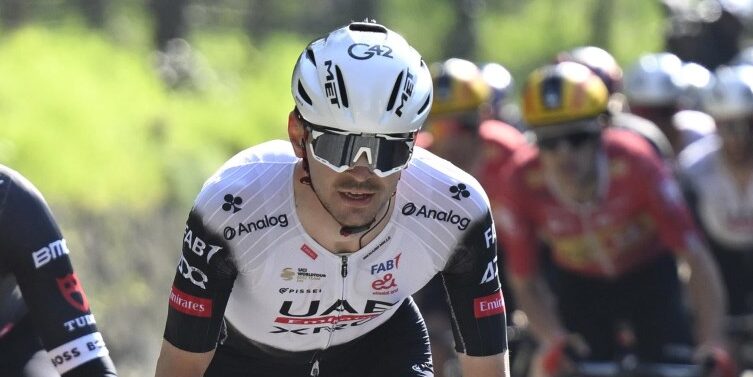 Alessandro Covi Lad UAE Emirates XRG nu juble i Vuelta Asturias, igen top-10 for Molenaar