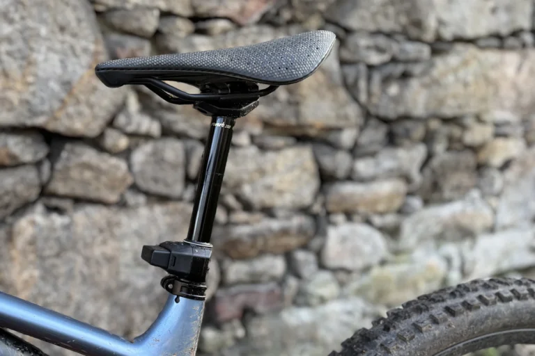 New Rockshox Reverb Axs vipper dropper -scriptet for at blive den længste rejsepost