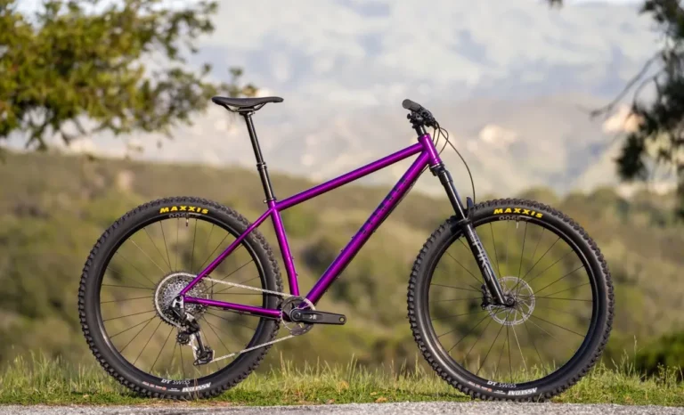 Stinner Frameworks lancerer overkommelig tunnel Select Steel and Podium Ti Hardtails