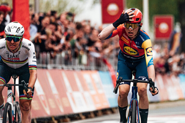 'Når Tadej går, kører du normalt for anden' – Mattias Skjelmose i vantro efter fantastiske superstjerner Pogačar og Evenepoel