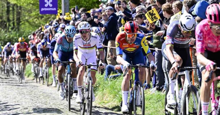 Pogacar triumfer i skue i Flandern – “Big Show”