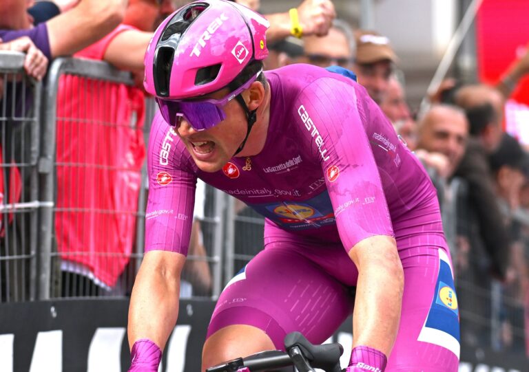 'Jeg ville have givet denne sejr til Vacek' – Mads Pedersen opretholder generøsitet på Giro d'Italia, da han bryder personlig Grand Tour -rekord