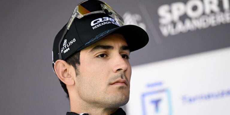 Giro 2025: Matteo Moschetti Declassed for Huising Olav Kooij