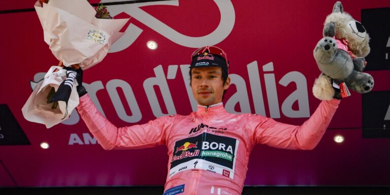 Giro 2025: Primoz Roglic skinner i lyserød sweater, men ønsker ikke nødvendigvis at efterligne Tadej Pogacar