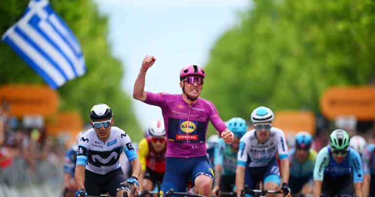 Giro d'Italia 2025 – 3. fase: Pedersen med en scenesejr tilbage i lyserød