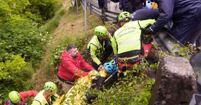 108. Giro: Roglic kommer ud – del Toro med tab af tid