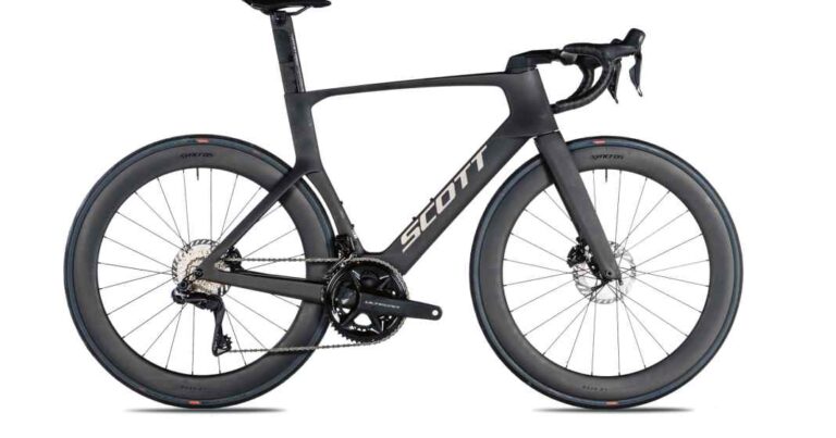 Scott Foil RC 10 Test: Konkurrence racercykel under 7000 euro
