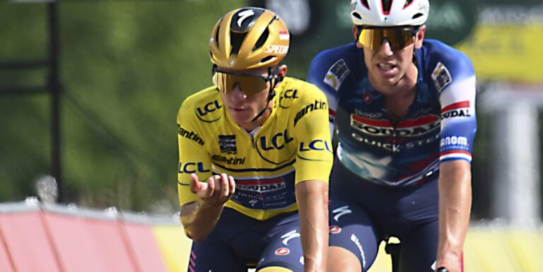 Afgørende dage for Remco Evenepoel: “Hvis han kan følge nu, vil han gå for mere end tredjedel i turen”