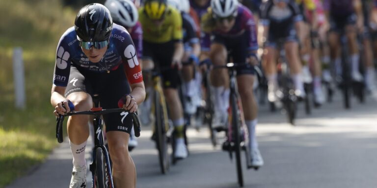 Marianne Vos og Demi Volling mod sletten i fuld finale af NK