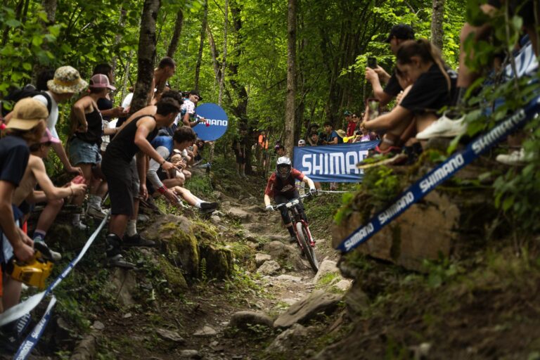 Enduro World Cup 2025 #3 Loudenvielle: Conlly og Booker vinder i Frankrig
