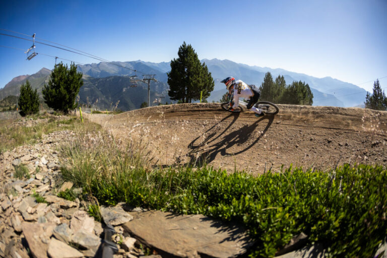 Downhill World Cup 2025 – Andorra: “Tempoet var ekstremt højt!” – Racing -rapport fra Andreas Kolb