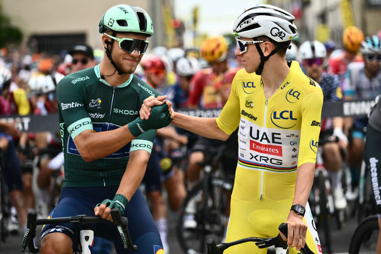 'Det er meget langt fra over' – Robbie McEwen ser Tadej Pogačar som hovedrival for Jonathan Milan i Tour de France Green Jersey Battle