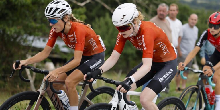 Puck Pieterse klatrer op i Tour de France Femmes 2025