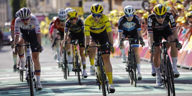 Tour Femmes 2025: Vigtige passager kører til Chambéry