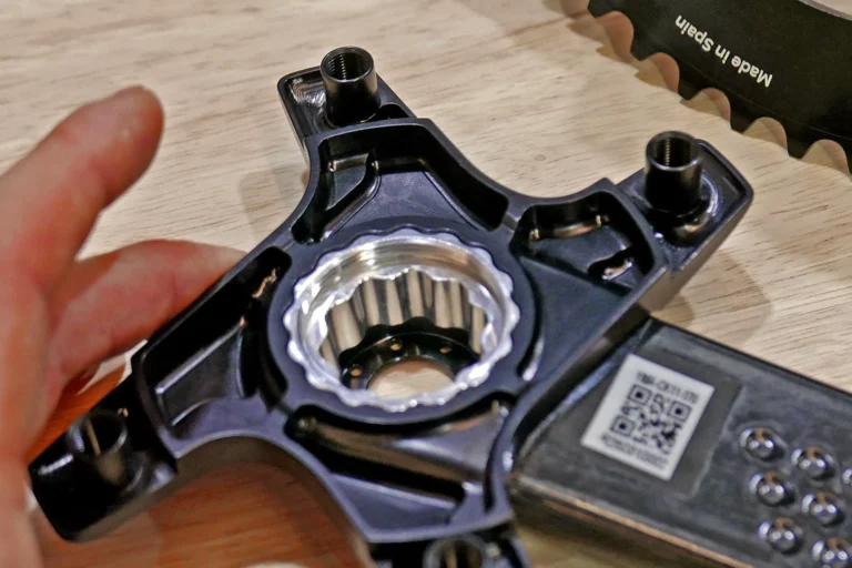 QO Race SL Ultralight 510G Carbon Road Cranks Shave Grams W/ Cinch Spider & Rings