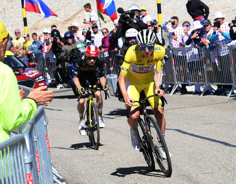 'Jeg er bestemt ikke Superman' – Tadej Pogačar insisterer på forretning som sædvanligt efter at have opretholdt Tour de France føring med rekordstore Mont Ventoux Ascent