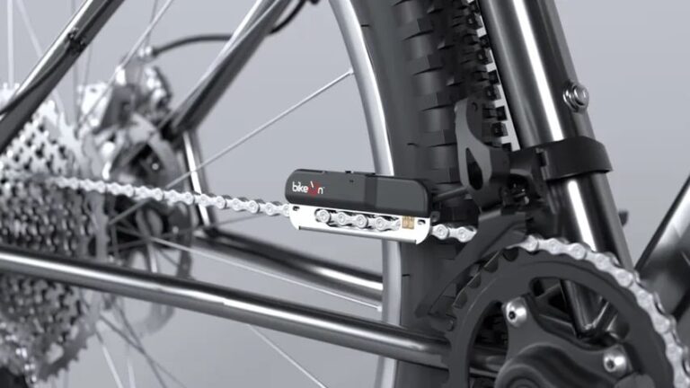 Bikeon Cyclecleck: Chain Power Meter med 70 g og tilsluttet samling
