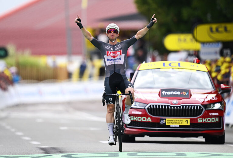 Tour de France Fase 20: Kaden Groves afslutter sit Grand Tour -sæt med Solo Victory efter åndedrætsfremstillingskamp