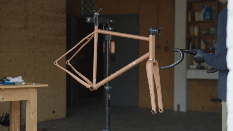 Pine Cycles FRST: En grus- og eventyrmaskine