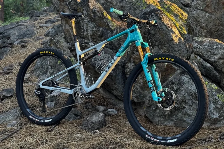 Pro Bike Check: Geoff Kabushs Downieville Classic Race Bike