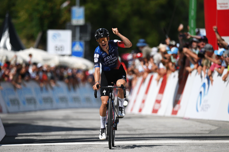 Tour de Romandie Féminin: Elise Chabbey klatrer til fase 2 -sejren, da Urška Žigart flytter ind i race føringen