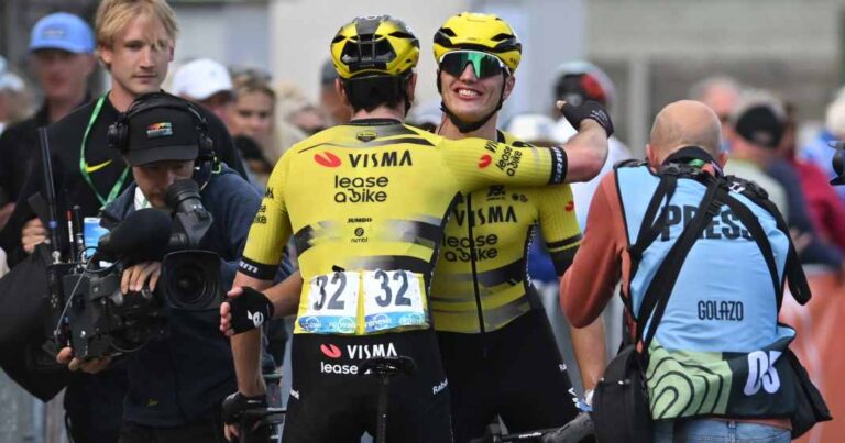 Renewi Tour 2025: Kooij vinder i Windchaos i 2. fase