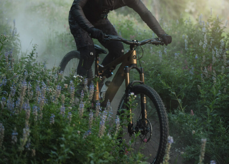 Ari Nebo Peak SL EMTB får mere magt, lavere vægte
