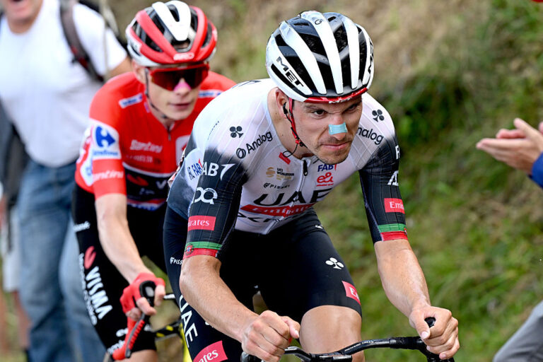 'João viste, at han kan slå Jonas' – Almeida holder Vuelta en España GC -kamp i live med nederlag af Vingegaard på Angliru
