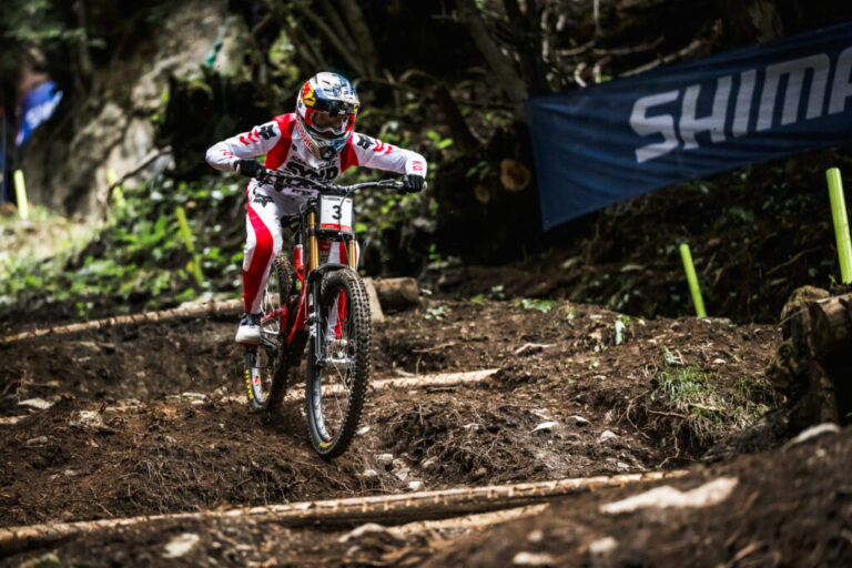 Downhill -Wm 2025 – Champry: POV Stretch Check Mit Jackson Mål