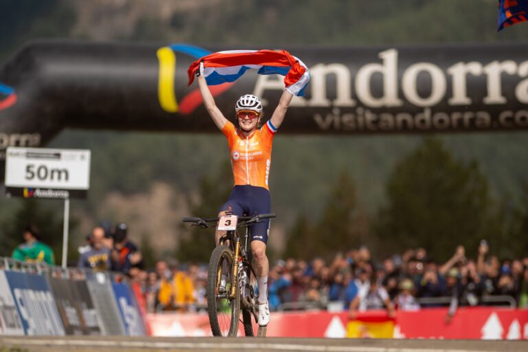 Watch Mountain Bike verdensmesterskaber 2025: TV, streaming