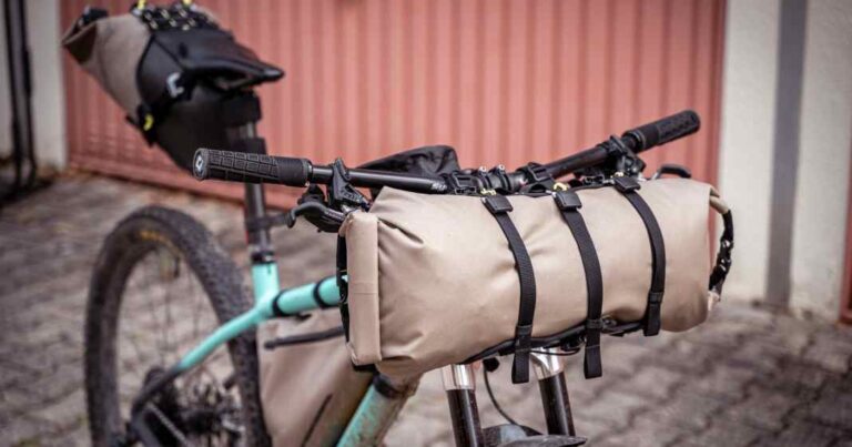 Cykelpakningsposer fra Decathlon i testen: styretaske til 63 euro