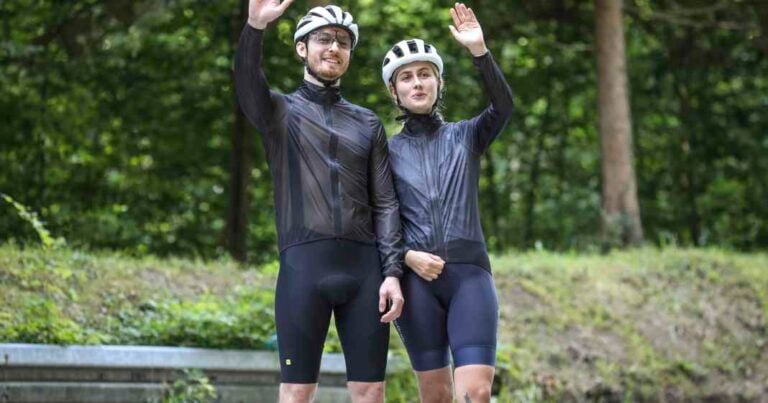 Sportful Aqua Light Jacket: Leteste regnjakke i testen