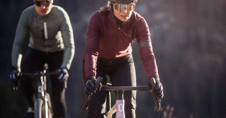 Löffler præsenterer den nye vinterkollektion for racercyklister 2025