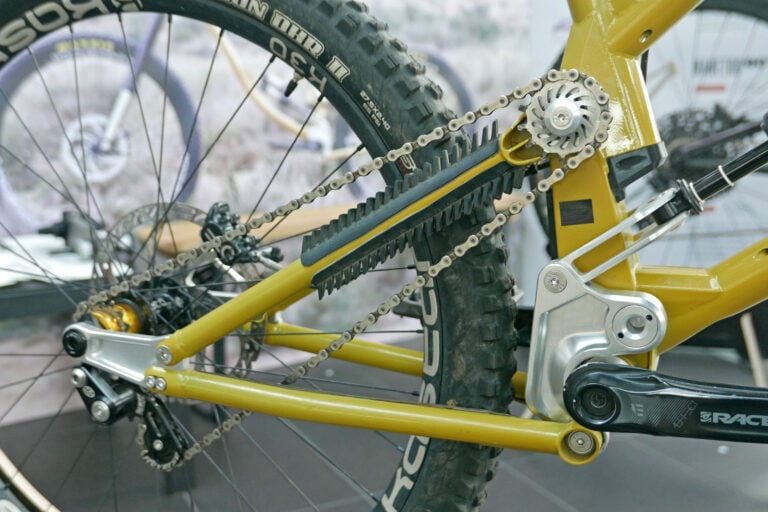 Zoceli Vysoko Steel High-Pivot Enduro-cykel skjuler splitdrev indeni, uden en kædering