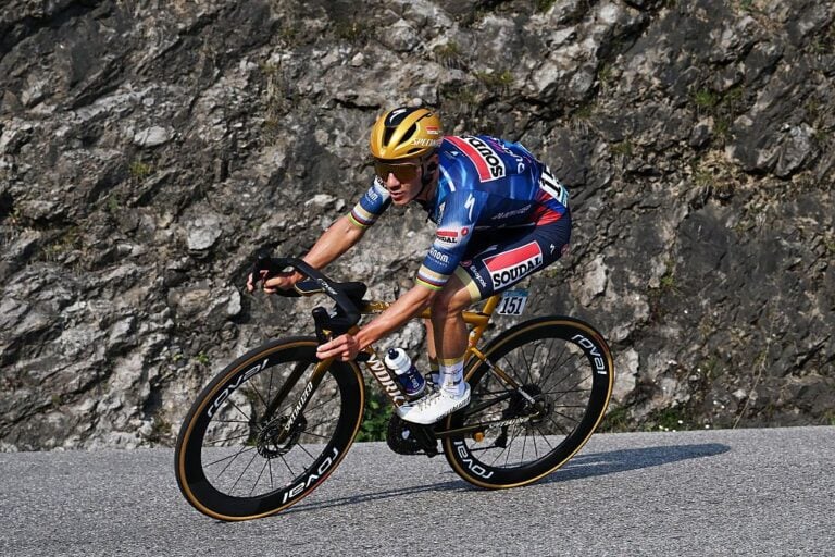 'Nu er det tid til noget nyt at starte' – Remco Evenepoel slutter syv år på Soudal -QuickStep med endnu et sekund bag Pogačar