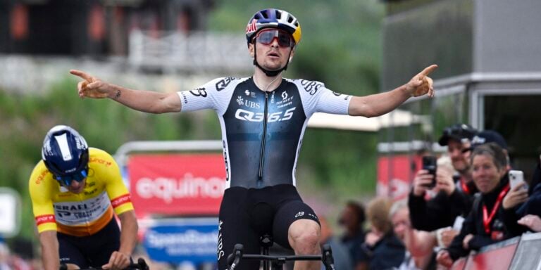 Q36.5 Pro Cycling vokser med Tom Pidcock – Stærke forstærkninger